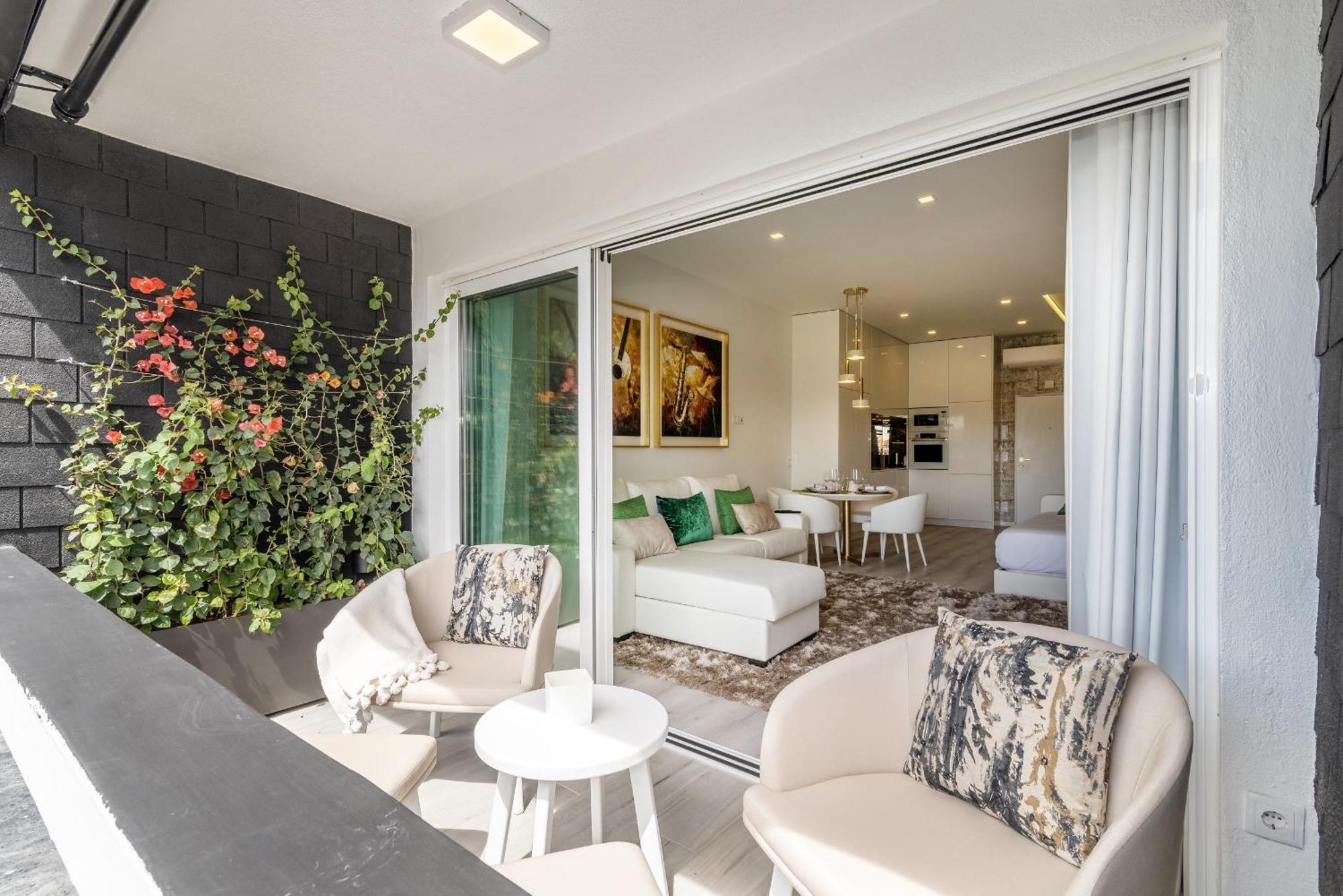 Garden Views By Homing Apartamento *