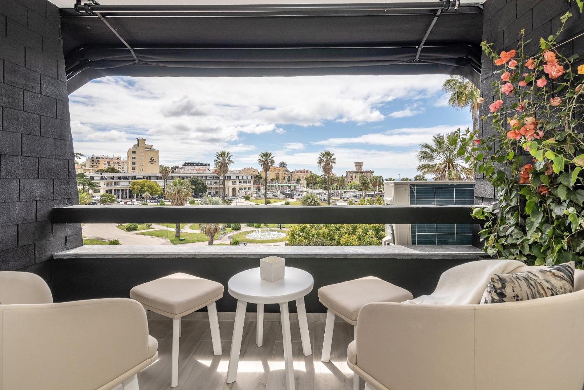 Garden Views By Homing